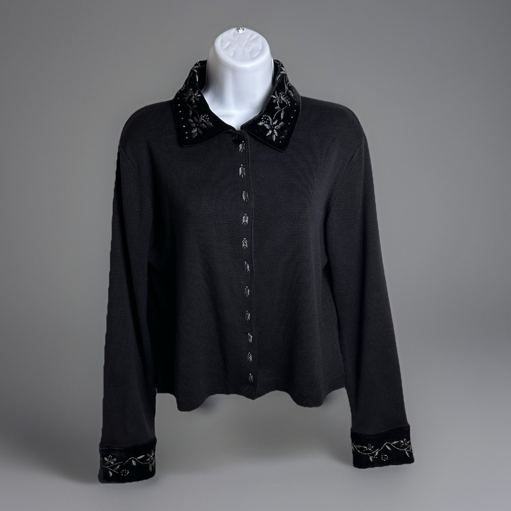 Main‎ Line By Eagle's Eye Black Cardigan Floral Trim Snap Front Size M